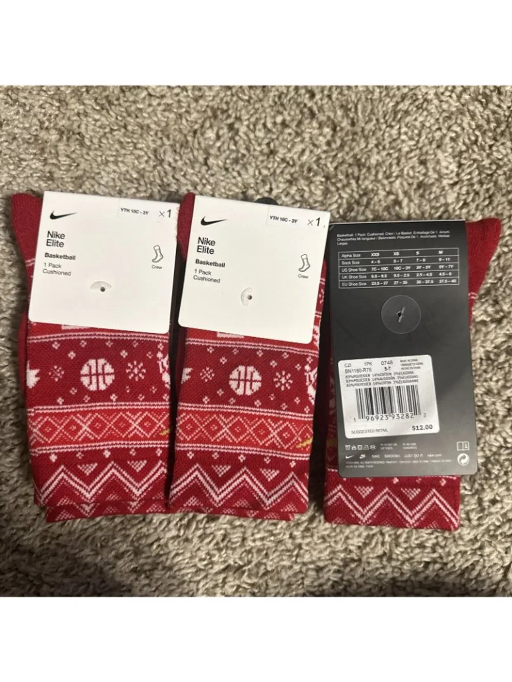 3 Pair Nike Elite Youth 10c-3Y Basketball Christmas Holiday Red/White Crew Socks
